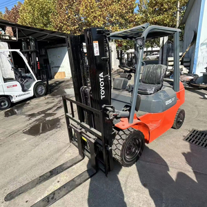 Montacargas Diésel Usado de Buen Rendimiento <span class=keywords><strong>FD25</strong></span> Fabricado en Japón, <span class=keywords><strong>2.5</strong></span> Toneladas, en Venta - Product Image 1