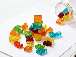 Groothandel op maat gemaakte Chinese fabrikanten gummies, gemengde gummy snoepjes, zoet-zure smaak, zachte bulk gekleurde blokjes, halal snoep - Product Image 2