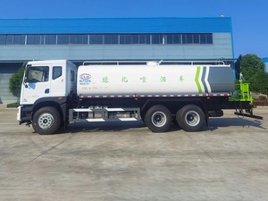 Camión Cisterna de Agua Dongfeng 4X2 de 20000L de Fabricante Confiable para Control de Polvo en Obras de Construcción y Limpieza Urbana - Product Image 3