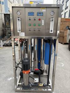 Usine <span class=keywords><strong>d</strong></span>'osmose inverse intégrée 1TPH certifiée CE ISO, <span class=keywords><strong>gain</strong></span> <span class=keywords><strong>de</strong></span> <span class=keywords><strong>place</strong></span>, pour l'industrie cosmétique et électronique - Product Image 1