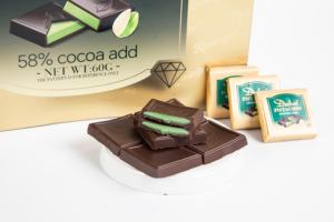 Chocolat noir amer premium solide et fondant à la <span class=keywords><strong>pistache</strong></span>, sandwich aux noix avec garniture au <span class=keywords><strong>sirop</strong></span> 60g KENLAIFU - Product Image 5