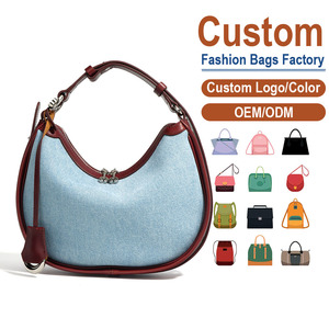 Sac à bandoulière personnalisable en cuir pleine fleur et denim – Mettant en valeur la grainure naturelle du cuir et un éclat subtil |   D'inspiration vintage - Product Image 1