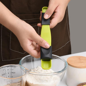 <span class=keywords><strong>Cuchara</strong></span> medidora ajustable de plástico portátil de doble cara en <span class=keywords><strong>gramos</strong></span> cucharas medidoras de polvo para cocina hornear sal de azúcar - Product Image 3