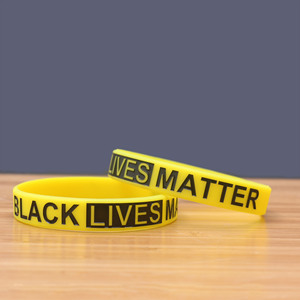 Giá Rẻ Tùy Chỉnh Silicone Wristband Tôi Không Thể Hít Thở Mắt Cá Chân Vòng Đeo Tay Đen Lives Matter - Product Image 2