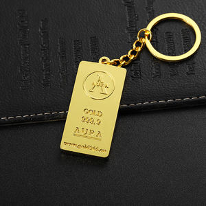 Porte-clés de luxe plaqué or en alliage de Zinc, porte-clés en métal, Logo en relief, lettre, porte-clés personnalisé, vente en gros - Product Image 5