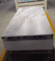 Feuille de marbre UV haute brillance, feuille décorative en PVC, panneau mural en PVC imperméable pour l'amélioration de l'habitat