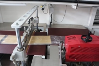 Machine d'emballage sous film rétractable POF à grande vitesse avec scelleuse latérale à mouvement continu entièrement automatique et tunnel de rétraction thermique
