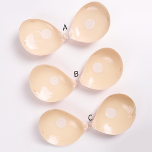 Soutien-gorge adhésif sans bretelles ni dos, avec coussinets rehausseurs de décolleté et applicateur à brosse - Product Image 5