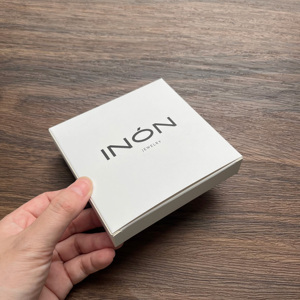 Elegantes Cajas de Regalo Blancas para Joyería - Cajas Rígidas de Cartón Impresas Personalizadas para Cosméticos y Accesorios - Product Image 3