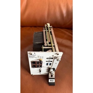 Controlador integrado Keysight M9037A PXIe i7 16GB RAM 240GB SSD *X - Product Image 1