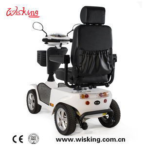 Scooter Eléctrico Portátil Wisking 4038 de Tamaño Mediano para Exteriores con Parabrisas y Techo para Golf, Carrito para Jardín - Product Image 2