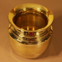 Lota en laiton de qualité supérieure, petite taille, pour la Pooja et les rituels, pot à eau en laiton pur de calibre épais, Kalash pour le temple, la maison, le culte et l'usage quotidien