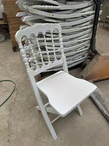 Location de chaises de banquet pliantes en bois de hêtre pour mariage, événement et fête - Product Image 5