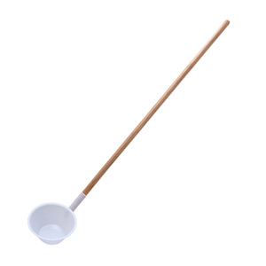Louche d'arrosage agricole à manche en bois, cuillère en plastique 166x27cm pour le jardinage, l'agriculture et l'alimentation - Product Image 5