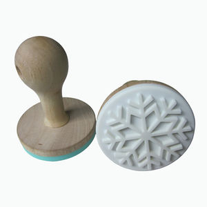 Ensemble de timbres à biscuits en silicone de qualité alimentaire avec manche en bois, moule de cuisson antiadhésif <span class=keywords><strong>pour</strong></span> biscuits et biscuits - Product Image 5