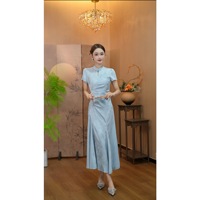 Nouvelle Robe Cheongsam Bleu Clair Style Chinois, Manches Courtes, Col Montant, Fente, Coupe Sirène Longue
