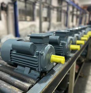 Yl 시리즈 750w <span class=keywords><strong>1</strong></span>.<span class=keywords><strong>1kw</strong></span> <span class=keywords><strong>1</strong></span>.5kw 2.2kw 3kw 4kw 7.5kw 1hp <span class=keywords><strong>1</strong></span>.5hp 2hp 3hp 4hp 5.5hp 10hp 단상 교류 전동기 - Product Image 2