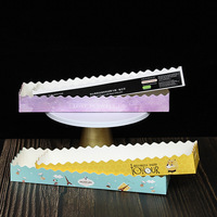Boîtes d'emballage de long pain personnalisé gaufres jetables alimentaire Art papier plateau de gâteau présentoir de tranche de gâteau recyclable accepter
