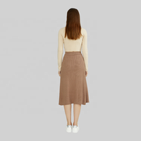 KD Fabricant de tricots personnalisés pour la maison Top en tricot pour dames Pull en tricot à col rond Pull court pour femmes