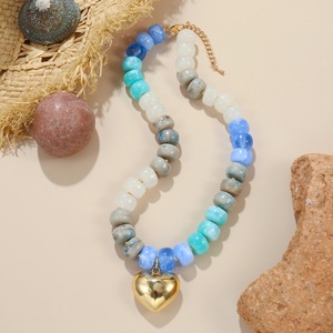 Collana Artigianale con Ciondolo a Cuore <span class=keywords><strong>in</strong></span> Perline di <span class=keywords><strong>Resina</strong></span> Acrilica Colorata, Gioiello alla Moda per Donne - Product Image 3