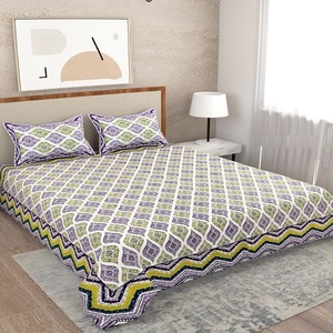 100% Cotton Printed <b>King</b> <b>Size</b> <b>Bed</b> Set with 2 Matching Pillow Covers Featuring Plant Pattern - Product Image 4