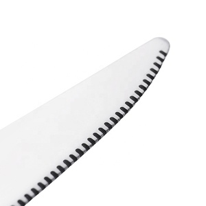 Bán Sỉ Bộ Thìa Dẹt Bằng Thép Không Gỉ Khắc Hoàng Gia Bộ Nĩa & Muỗng Dao Thiết Kế Lạ Mắt Bộ Đồ Ăn Tiệc Tùng Tinh Tế - Product Image 5