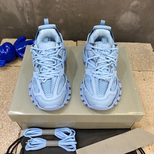 Chaussures de marche à semelle épaisse pour hommes et femmes, tendance mode, avec fonction antidérapante, pour usage décontracté, chaussures de sport en cuir de luxe à lacets - Product Image 3