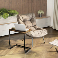 Table d'appoint en noyer vintage moderne en forme de C avec poche de rangement en bois Table de canapé pour salon Utilisation pour le café et l'ordinateur portable