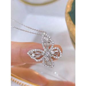 Xinfly Wholesale Fashion 18K Solid Gold Natural 0.68CT Butterfly Diamond <b>Necklace</b> for Women - Product Image 1