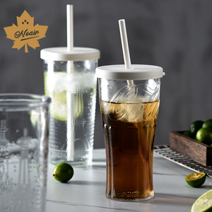 Vaso de agua moderno de 500 ml de vidrio con pajita y tapa, vaso estético engrosado para jugo y café helado, para el hogar y la oficina, venta al por mayor OEM - Product Image 4