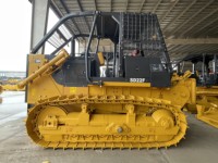 Bulldozer sur chenilles forestier SD22F de marque chinoise de premier plan, 220 CV, avec ripper arrière, moteur, pompe et alternateur haute efficacité, à vendre