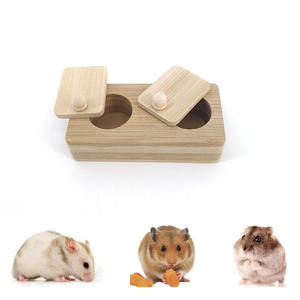 Mangiatoia per criceto in legno scatola per l'alimentazione domestica Dispenser Snack creativo criceto dorato divertente giocattolo interattivo - Product Image 1