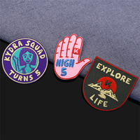 Patchs personnalisés en gros, thermocollants, 3D, avec logo personnalisé, badges appliqués, brodés, à coudre ou à repasser pour vêtements