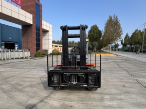 מכירת חיסול! מחיר מפעל! מלגזה דיזל HECA TDF לכל שטח 4x4, 3.5 טון, מושב, מנוע סיני/יפני - Product Image 4