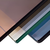 Verre de construction isolant double couche creux, économe en énergie, trempé et sécurisé pour fenêtres, portes et façades de salles de bain modernes