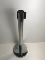 Barrière de poteau d'étanchion de file d'attente de ceinture rétractable d'aéroport d'acier inoxydable avec le support de cadre de signe