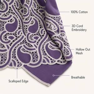 Tissu en dentelle guipure 100% coton, doux et respirant, bord festonné picot, motif floral 3D, tissu en dentelle bohème pour robe de mariée - Product Image 3