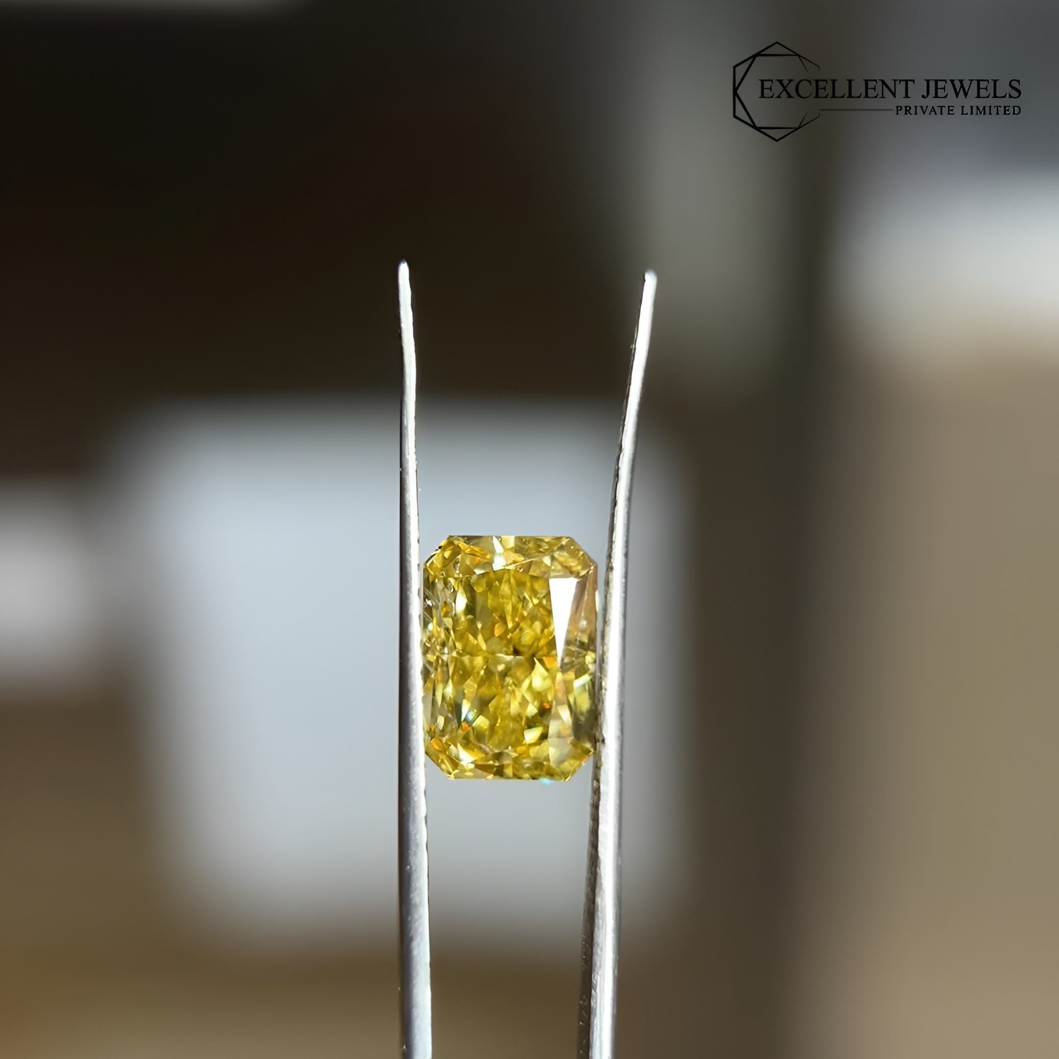 สีเหลือง