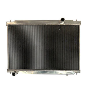 Radiateur de voiture de course sur mesure en aluminium à 3 rangées pour <span class=keywords><strong>Nissan</strong></span> GTR/<span class=keywords><strong>GT</strong></span>-R R35 VR38DETT 3.8L, système de refroidissement - Product Image 1