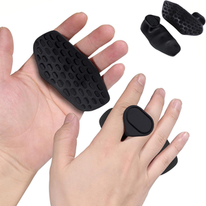 CZFIT - Agarraderas Ergonómicas de Silicona para Entrenamiento de Alta Resistencia, con Características de Seguridad Reforzadas para el Cuidado de las Palmas, Venta al Por Mayor - Product Image 3