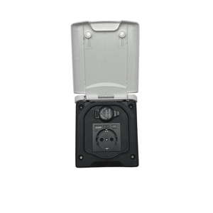 Estándar europeo caravana RV 16A toma <span class=keywords><strong>de</strong></span> corriente multifunción coche encendedor USB tipo C - Product Image 1