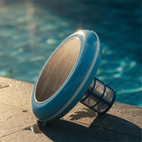 Ioniseur solaire portable pratique en promotion avec système de filtration intégré pour la purification de l'eau de piscine sans chlore