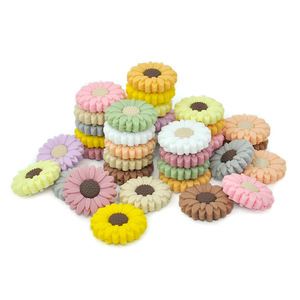 <b>Silicone</b> Daisy <b>Beads</b> 30mm Food Grade For Bracelet Making Teething Toy Pacifier Chain DIY Focus <b>Beads</b> - Product Image 5