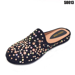 2024 estate completo diamante Color Baotou piatto Casual pantofole da donna <span class=keywords><strong>con</strong></span> <span class=keywords><strong>pietre</strong></span> scarpe da casa scarpe comode - Product Image 4