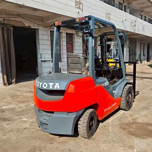 Chariot élévateur diesel Toyota 7F/8F 3,5T 3m/4m/5m/6m d'occasion, prêt pour l'industrie, pour allées étroites et trafic intensif, modèle 2021-2024 - Product Image 4