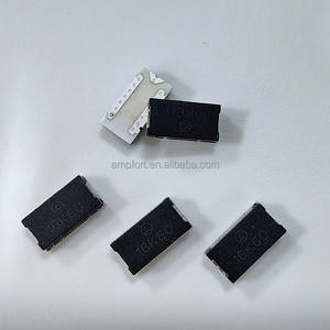 Fusible de tres terminales como protectores de batería de montaje en superficie 60A 80V 9550 para protección contra sobrecorriente y sobretensión - Product Image 4