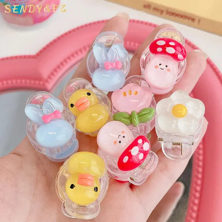 Cartoon cute plastic mini hair claw bear rabbit flower clips hair accessories wholesale transparent small girls kids bangs clip