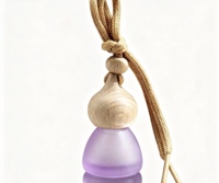 Nouveau design – Diffuseur de voiture suspendu en verre dépoli de 8 ml avec bouchon en bois pour huiles essentielles et parfums