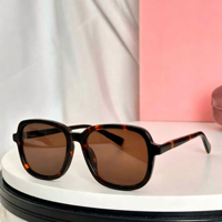 Nouvelles Lunettes de Soleil Carrées Tendance à Monture Large, Verres Dégradés UV400, Monture Intégrale en Métal Premium et PC, pour Adultes