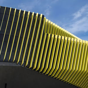 Revestimiento <span class=keywords><strong>de</strong></span> Fachada Angular <span class=keywords><strong>de</strong></span> Aluminio Amarillo Intenso <span class=keywords><strong>para</strong></span> Edificios Contemporáneos - Product Image 4